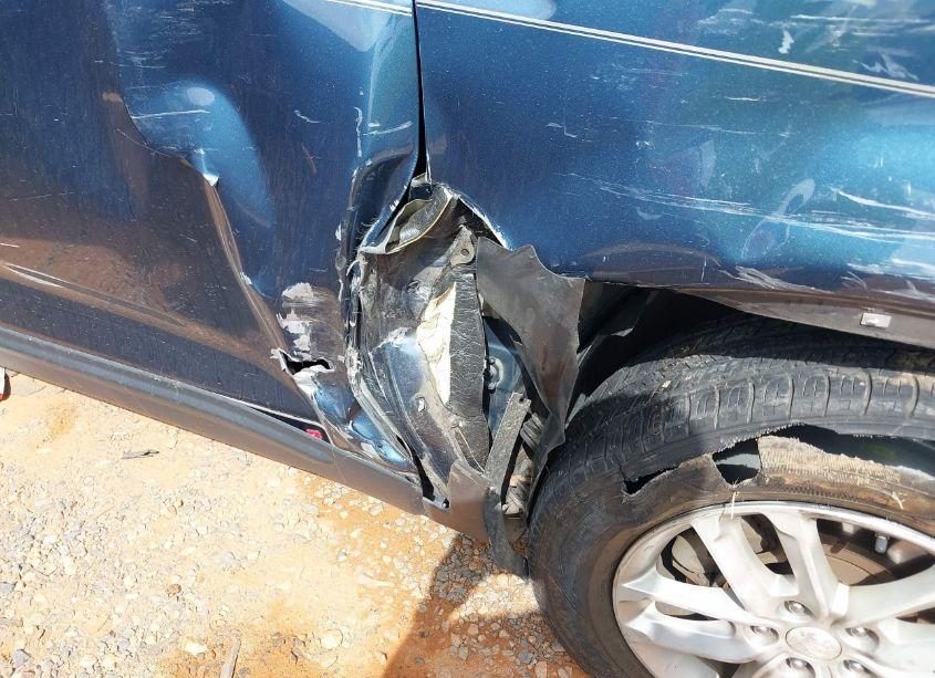 Photo 14 of 2014 Kia Sorento LX (VIN 5XYKT3A6XEG437560)