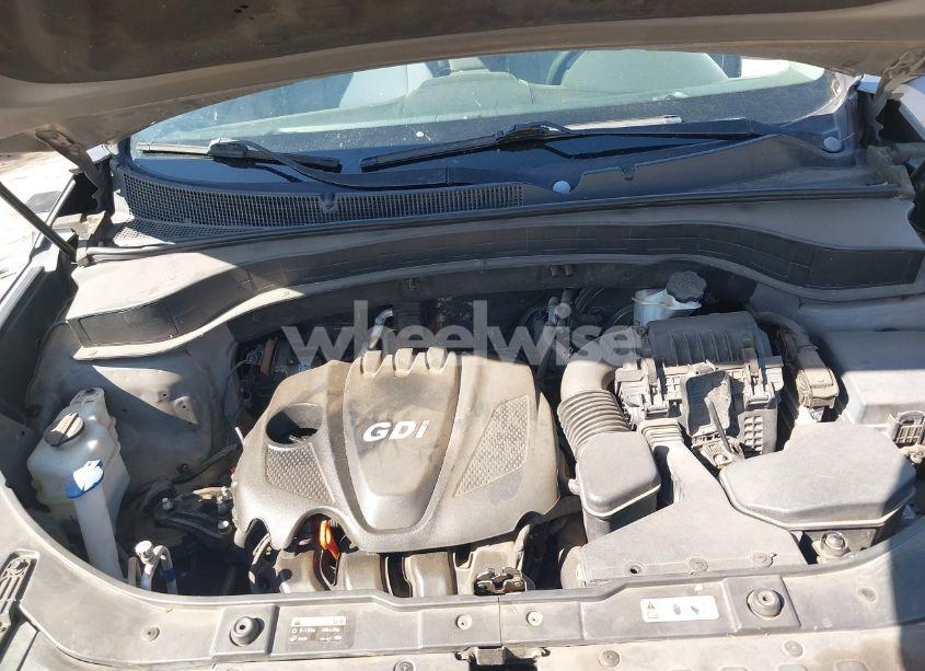 Photo 10 of 2014 Kia Sorento LX (VIN 5XYKT3A6XEG480411)