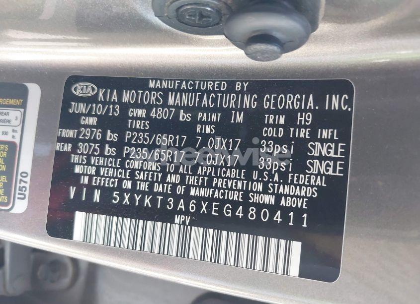 Photo 9 of 2014 Kia Sorento LX (VIN 5XYKT3A6XEG480411)