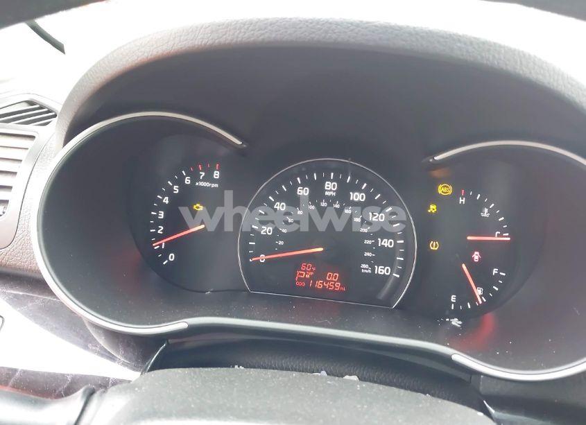 Photo 7 of 2014 Kia Sorento LX (VIN 5XYKT3A6XEG543006)