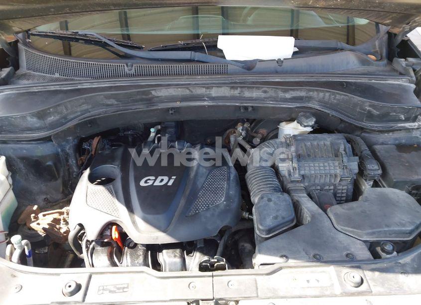 Photo 10 of 2015 Kia Sorento LX (VIN 5XYKT3A6XFG607210)