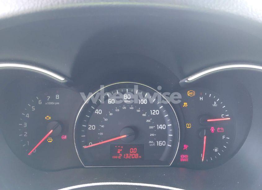 Photo 7 of 2015 Kia Sorento LX (VIN 5XYKT3A6XFG607210)