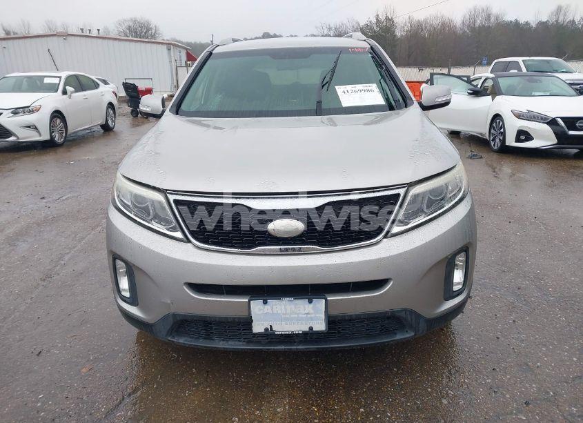 Photo 12 of 2015 Kia Sorento LX (VIN 5XYKT3A6XFG622810)