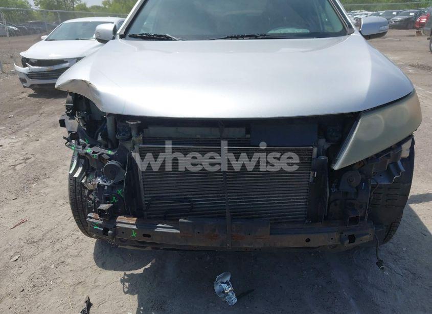 Photo 6 of 2011 Kia Sorento LX (VIN 5XYKT4A10BG090651)