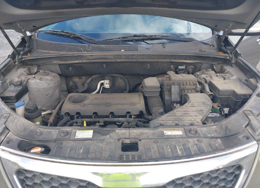 Photo 10 of 2011 Kia Sorento LX (VIN 5XYKT4A10BG155000)