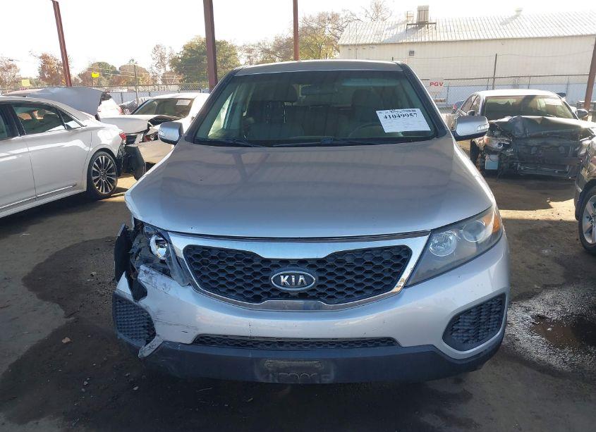 Photo 12 of 2012 Kia Sorento LX (VIN 5XYKT4A11CG275647)