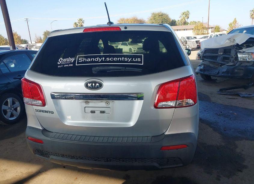Photo 16 of 2012 Kia Sorento LX (VIN 5XYKT4A11CG275647)