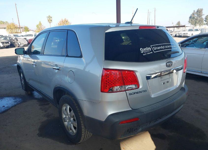 Photo 3 of 2012 Kia Sorento LX (VIN 5XYKT4A11CG275647)