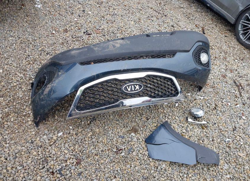 Photo 12 of 2011 Kia Sorento LX (VIN 5XYKT4A12BG106994)