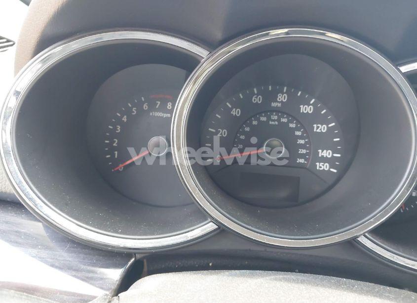 Photo 7 of 2012 Kia Sorento LX (VIN 5XYKT4A12CG248375)