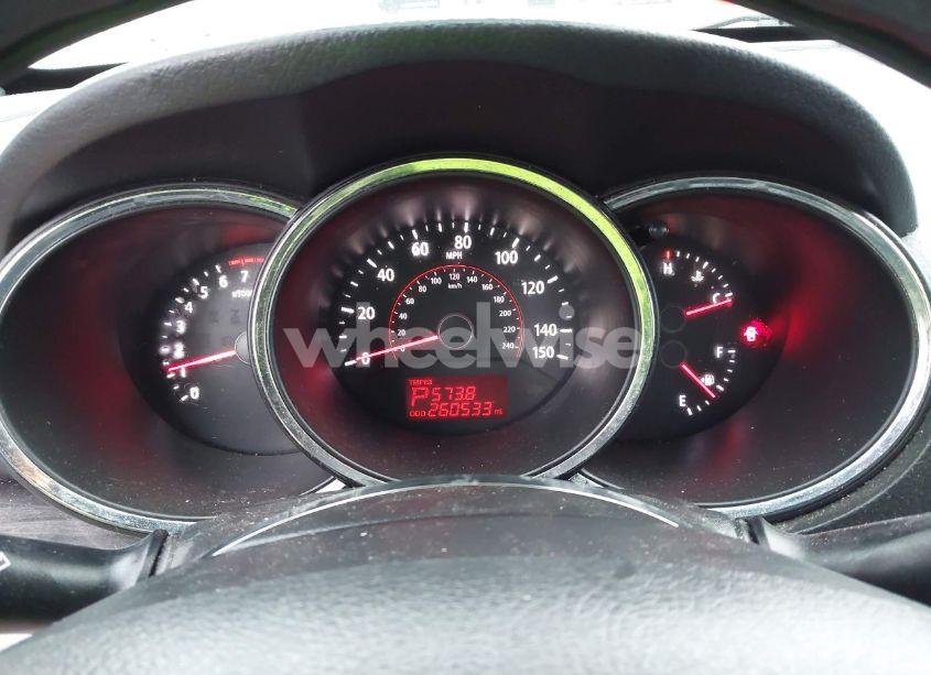 Photo 7 of 2011 Kia Sorento LX (VIN 5XYKT4A13BG098372)