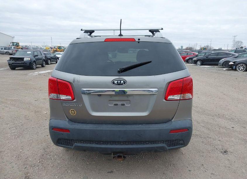 Photo 16 of 2011 Kia Sorento LX (VIN 5XYKT4A13BG157727)