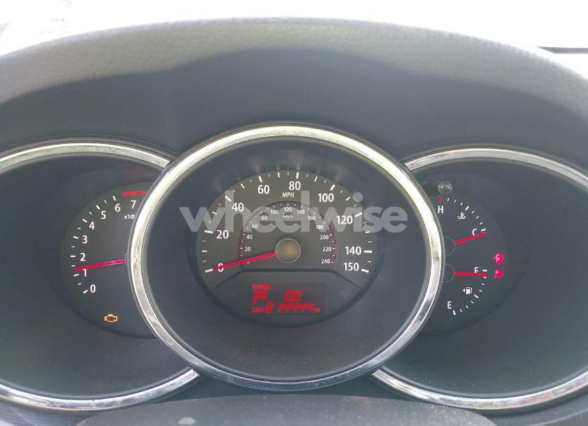 Photo 7 of 2011 Kia Sorento LX (VIN 5XYKT4A13BG186953)