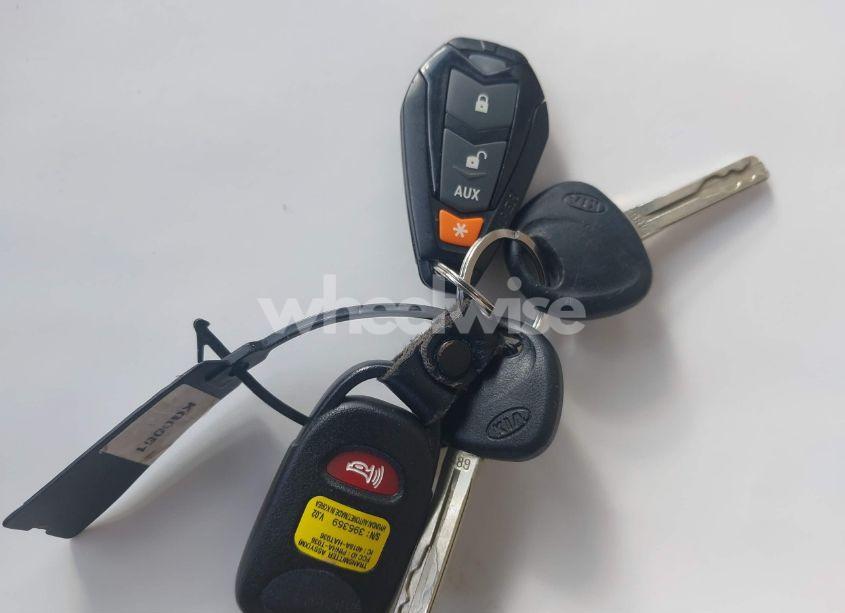 Photo 11 of 2012 Kia Sorento LX (VIN 5XYKT4A13CG298427)