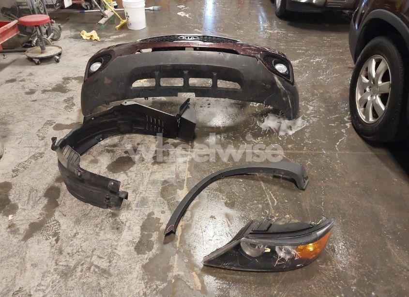 Photo 12 of 2011 Kia Sorento LX (VIN 5XYKT4A14BG116815)