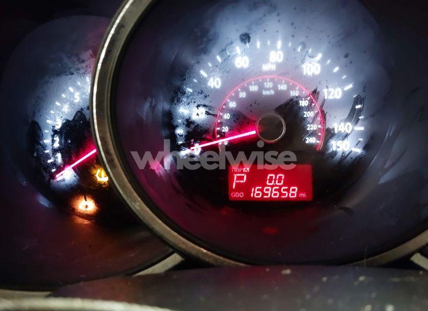 Photo 7 of 2011 Kia Sorento LX (VIN 5XYKT4A14BG116815)