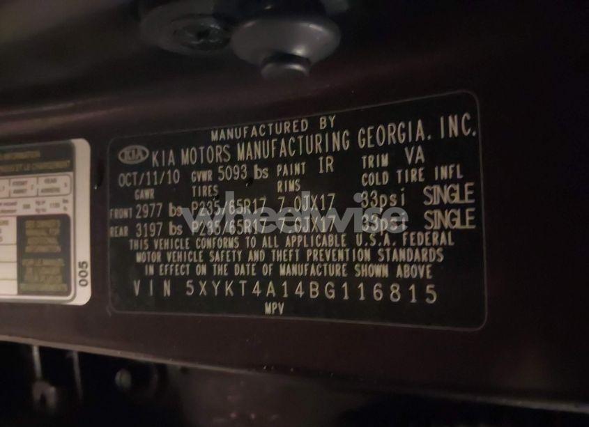 Photo 9 of 2011 Kia Sorento LX (VIN 5XYKT4A14BG116815)