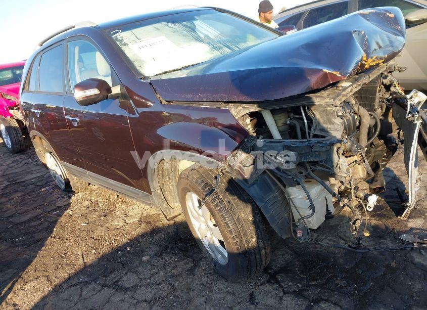 2011 Kia Sorento LX (VIN 5XYKT4A15BG162573) main photo