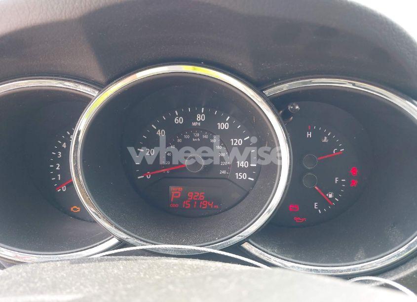 Photo 7 of 2011 Kia Sorento LX (VIN 5XYKT4A15BG184198)