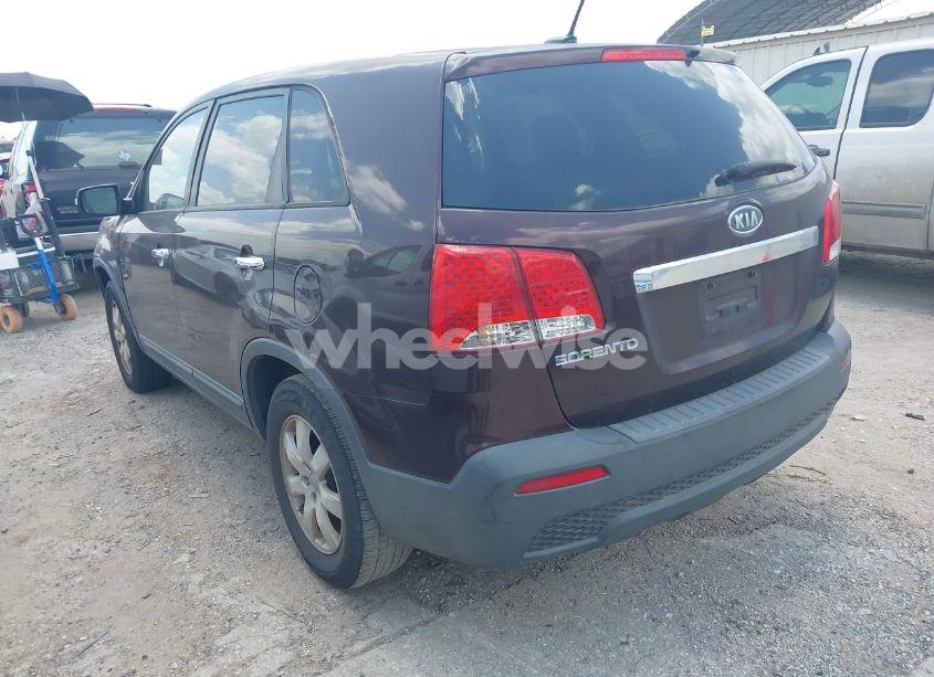 Photo 3 of 2012 Kia Sorento LX (VIN 5XYKT4A15CG241033)