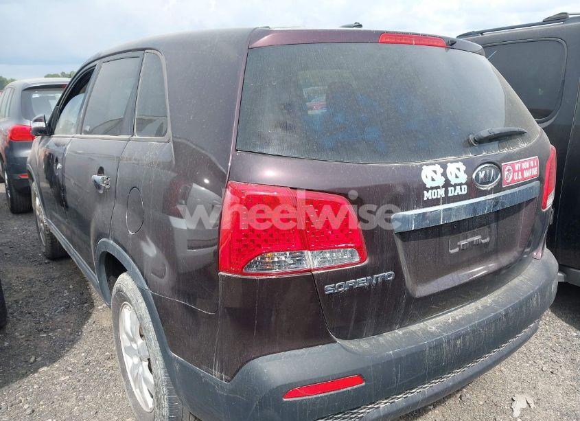 Photo 3 of 2012 Kia Sorento LX (VIN 5XYKT4A16CG259945)