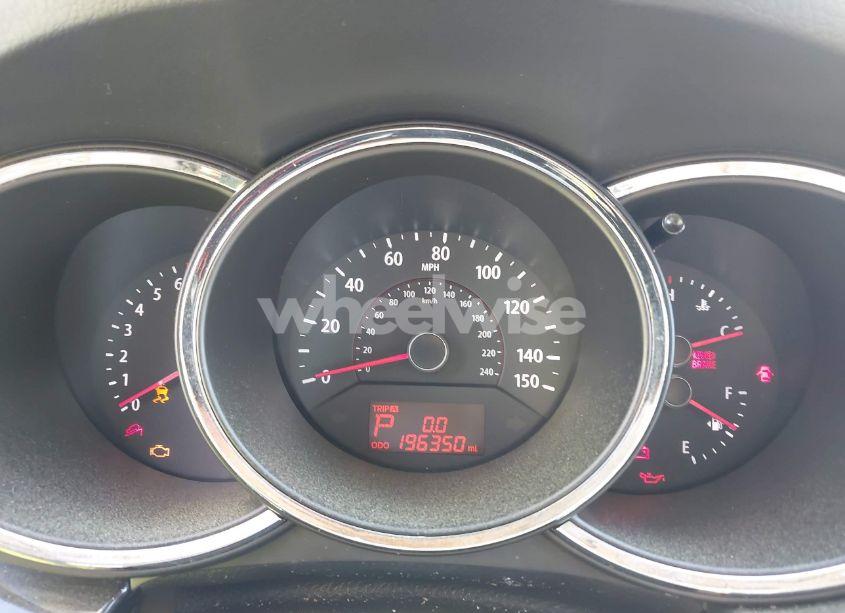 Photo 7 of 2012 Kia Sorento LX (VIN 5XYKT4A16CG259945)