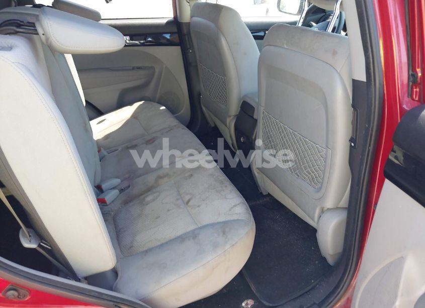 Photo 8 of 2011 Kia Sorento LX (VIN 5XYKT4A17BG055833)