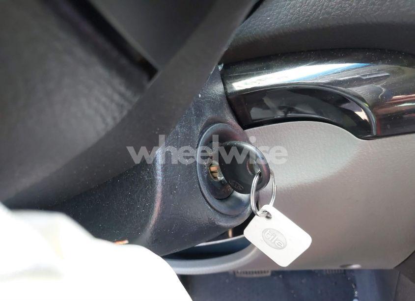 Photo 11 of 2011 Kia Sorento LX (VIN 5XYKT4A17BG165717)