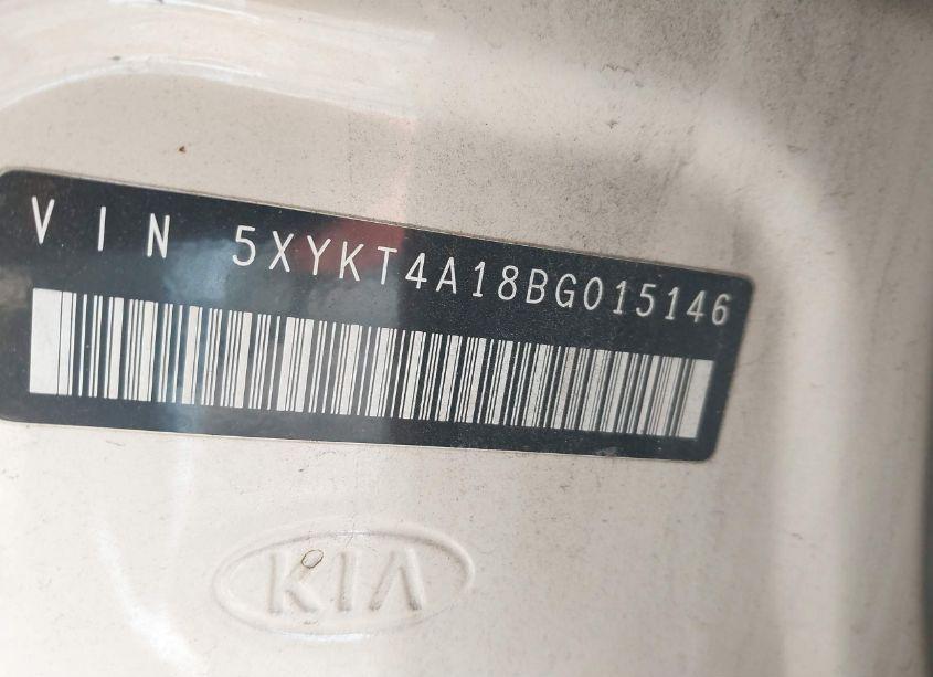 Photo 9 of 2011 Kia Sorento LX (VIN 5XYKT4A18BG015146)