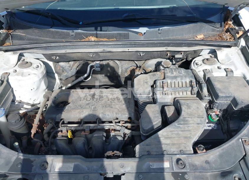 Photo 10 of 2011 Kia Sorento LX (VIN 5XYKT4A18BG173907)