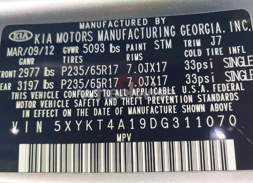 Photo 9 of 2013 Kia Sorento LX (VIN 5XYKT4A19DG311070)