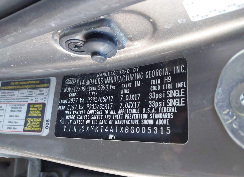 Photo 9 of 2011 Kia Sorento LX (VIN 5XYKT4A1XBG005315)