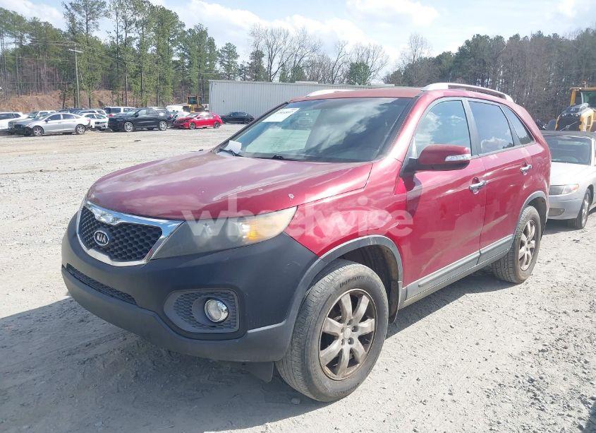 Photo 2 of 2011 Kia Sorento LX (VIN 5XYKT4A1XBG048827)
