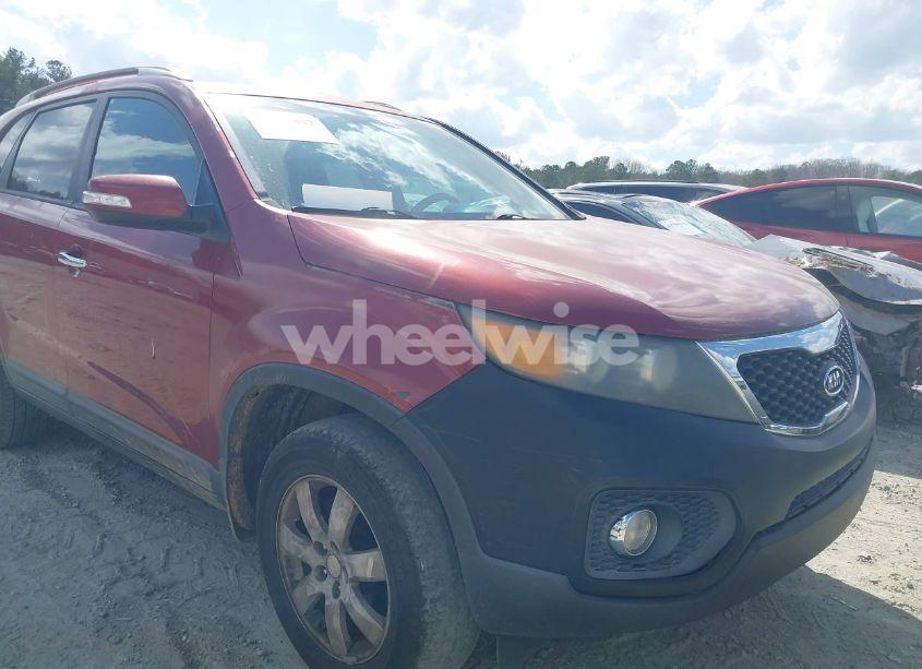 Photo 6 of 2011 Kia Sorento LX (VIN 5XYKT4A1XBG048827)