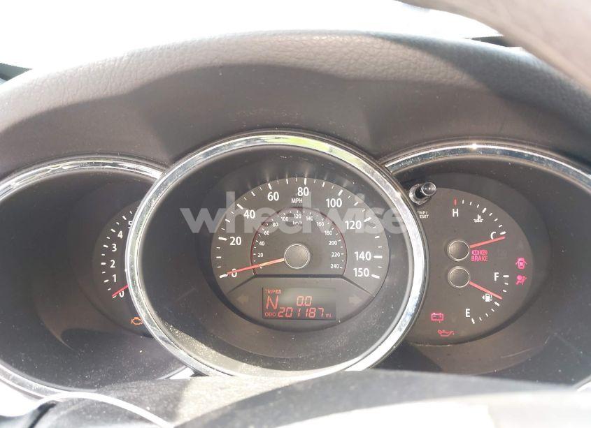 Photo 7 of 2011 Kia Sorento LX (VIN 5XYKT4A1XBG061125)