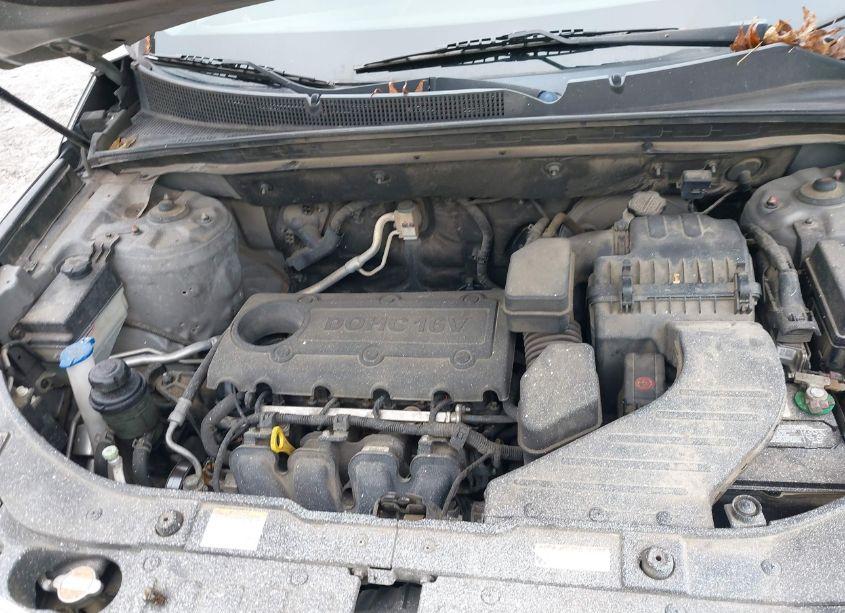 Photo 10 of 2013 Kia Sorento LX (VIN 5XYKT4A1XDG324880)