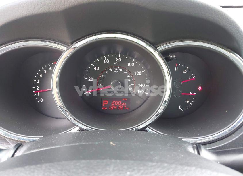 Photo 7 of 2011 Kia Sorento LX V6 (VIN 5XYKT4A20BG164594)