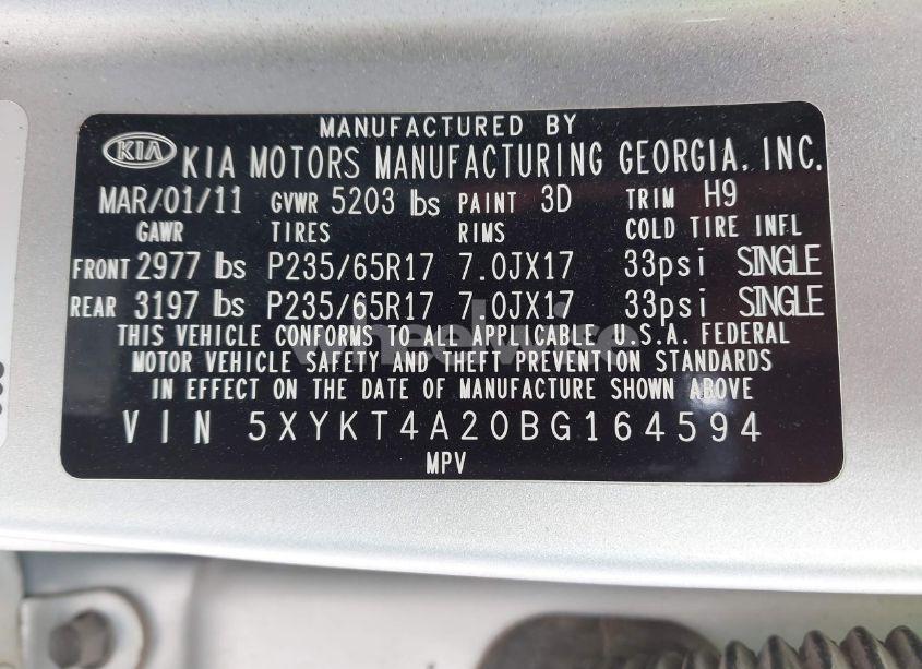 Photo 9 of 2011 Kia Sorento LX V6 (VIN 5XYKT4A20BG164594)