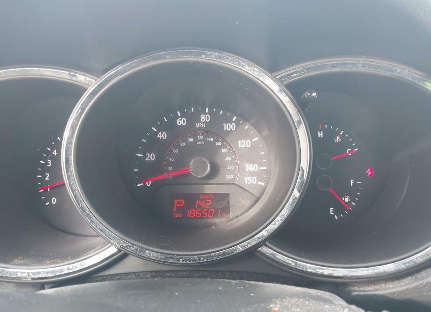 Photo 7 of 2011 Kia Sorento LX V6 (VIN 5XYKT4A20BG164885)