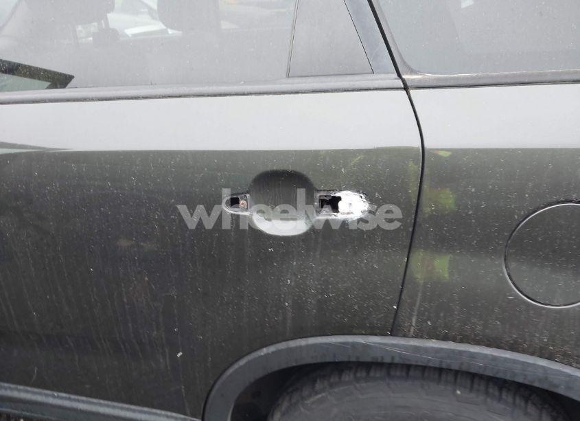 Photo 6 of 2012 Kia Sorento LX V6 (VIN 5XYKT4A20CG201726)