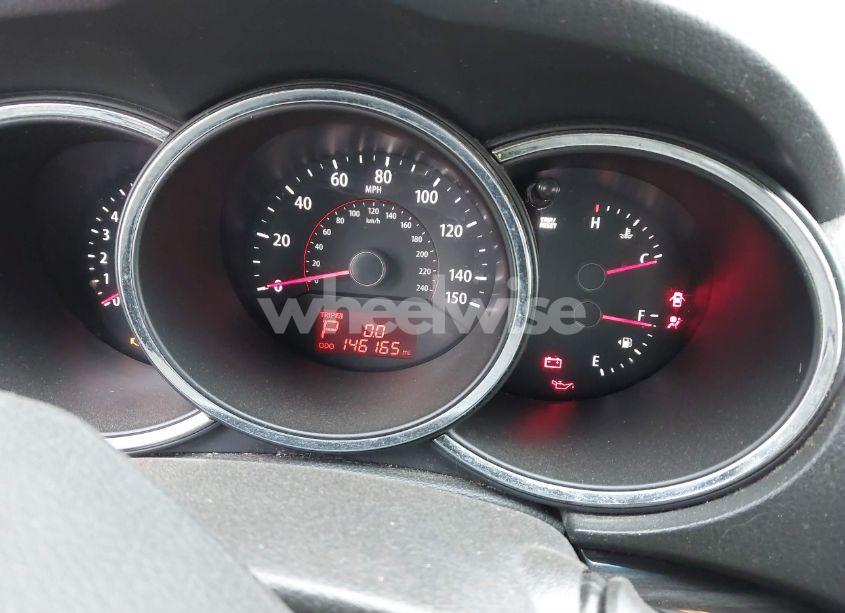 Photo 7 of 2012 Kia Sorento LX V6 (VIN 5XYKT4A20CG201726)