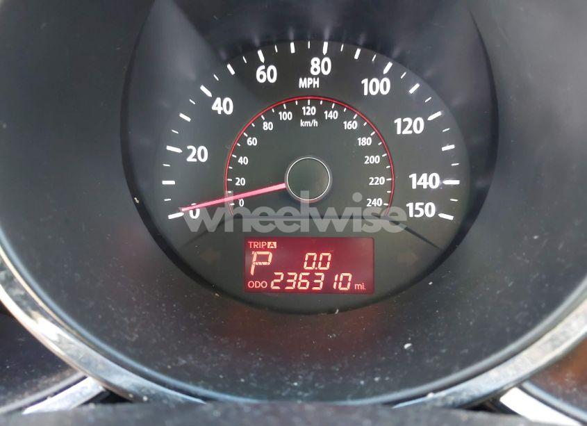 Photo 7 of 2013 Kia Sorento LX V6 (VIN 5XYKT4A20DG383770)