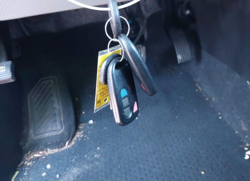 Photo 11 of 2011 Kia Sorento LX V6 (VIN 5XYKT4A21BG063094)