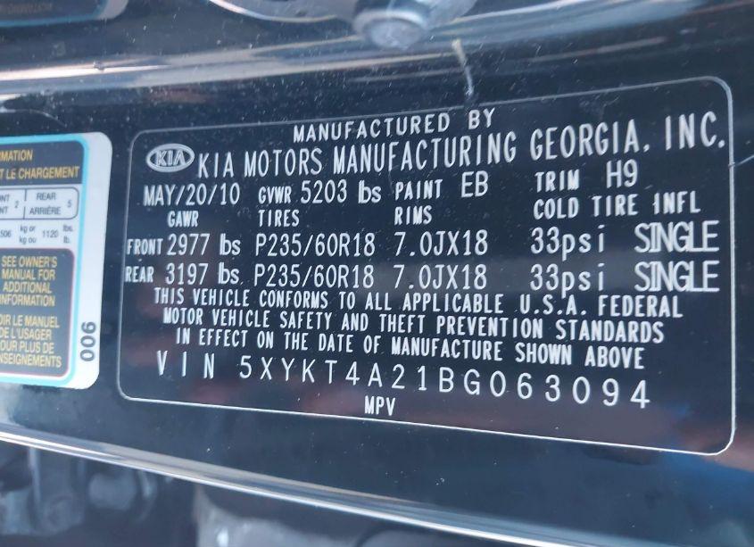 Photo 9 of 2011 Kia Sorento LX V6 (VIN 5XYKT4A21BG063094)