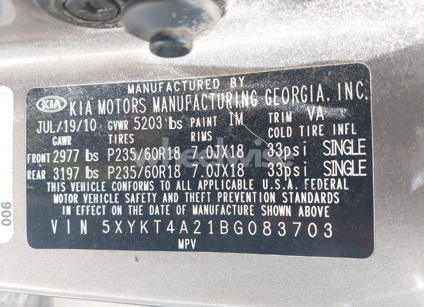 Photo 9 of 2011 Kia Sorento LX V6 (VIN 5XYKT4A21BG083703)