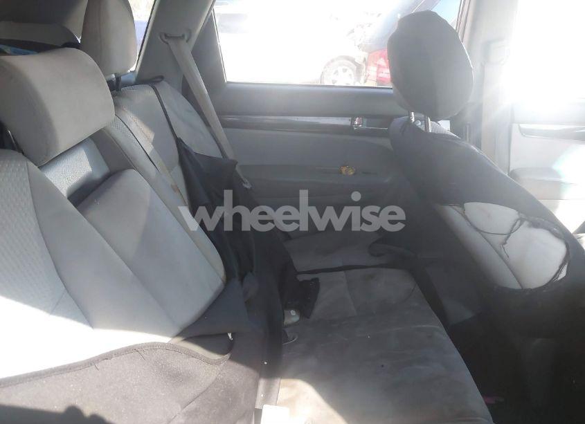 Photo 8 of 2011 Kia Sorento LX V6 (VIN 5XYKT4A21BG122936)