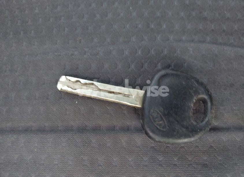 Photo 11 of 2013 Kia Sorento LX V6 (VIN 5XYKT4A21DG402052)