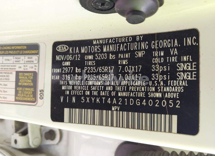 Photo 9 of 2013 Kia Sorento LX V6 (VIN 5XYKT4A21DG402052)