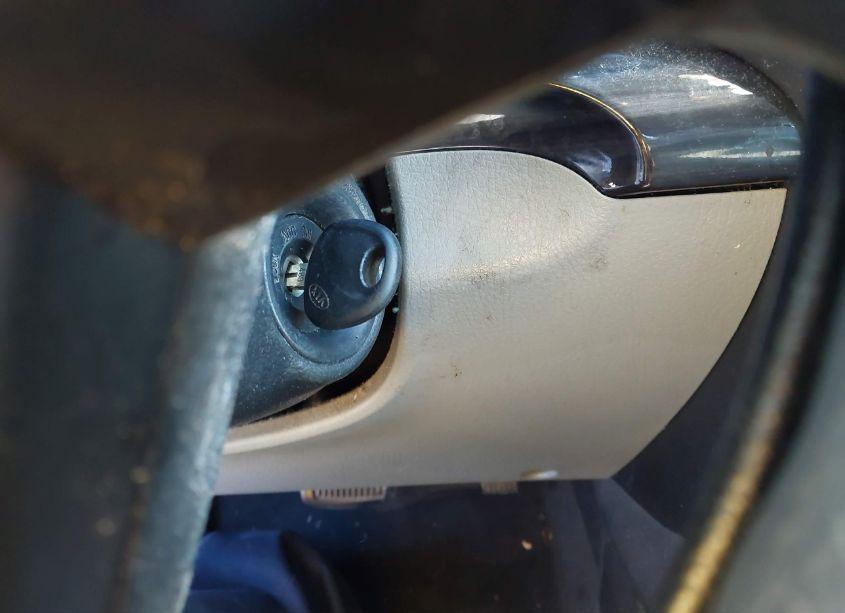 Photo 11 of 2011 Kia Sorento LX V6 (VIN 5XYKT4A22BG065551)