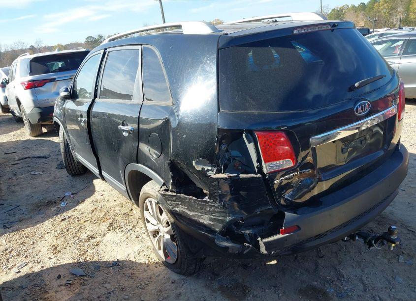 Photo 3 of 2011 Kia Sorento LX V6 (VIN 5XYKT4A22BG065551)